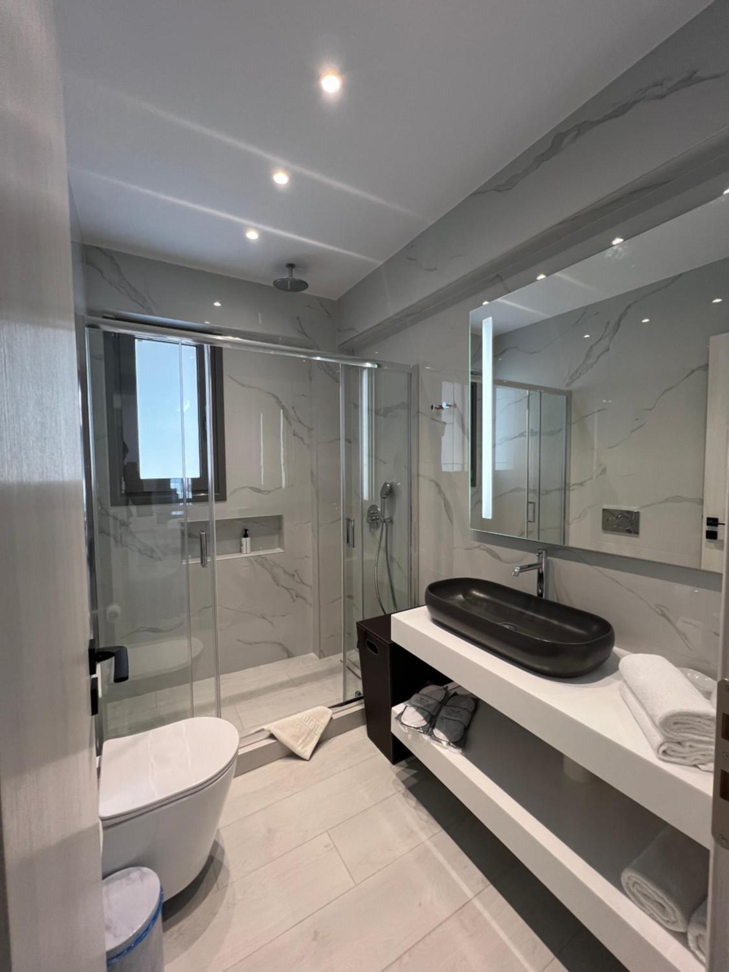 Luxury Apartment Atene Esterno foto
